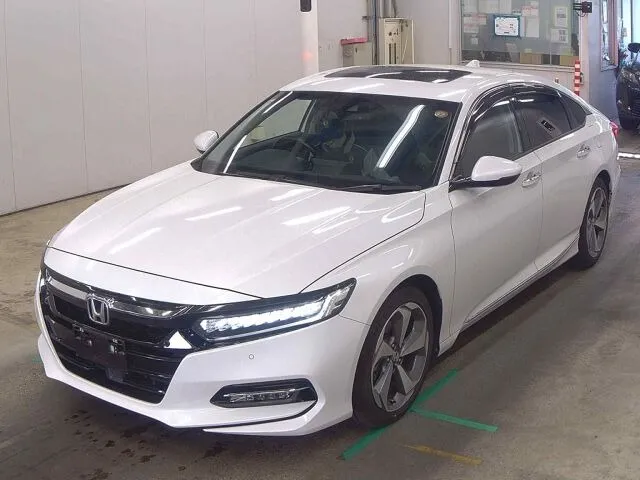 Honda Accord EX Pearl White – 2020 image 4