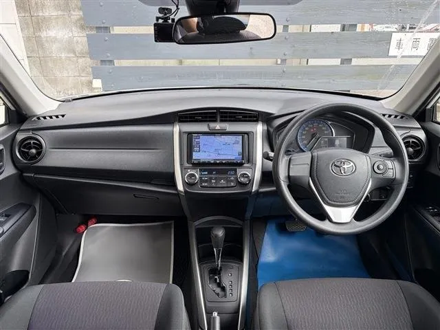 Toyota Corolla Fielder White – 2019 image 4