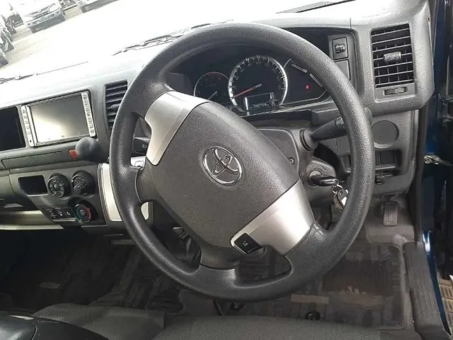 Toyota Hiace Super Long DX Blue – 2016 image 3