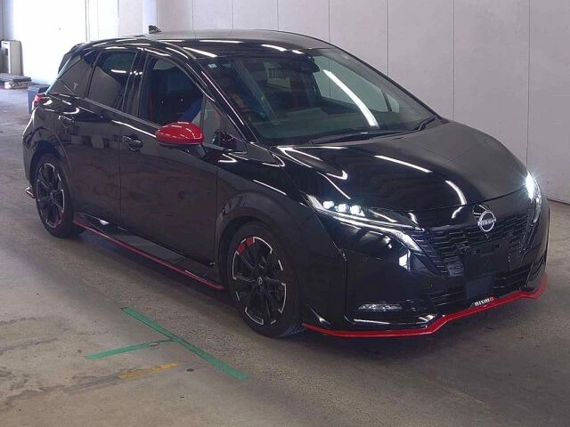 Nissan Aura Black – 2022