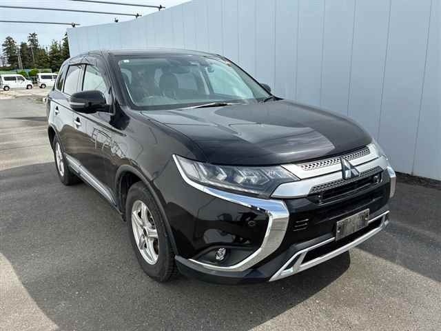 Mitsubishi Outlander Black – 2019