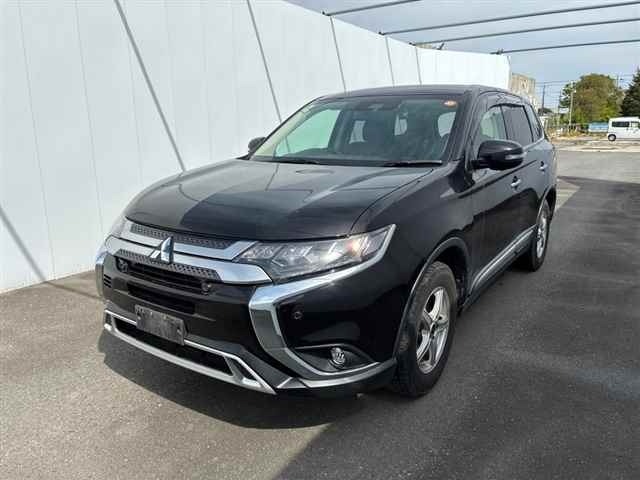 Mitsubishi Outlander Black – 2019 image 2