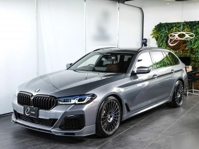 BMW B5 Touring Allrad Gray – 2024