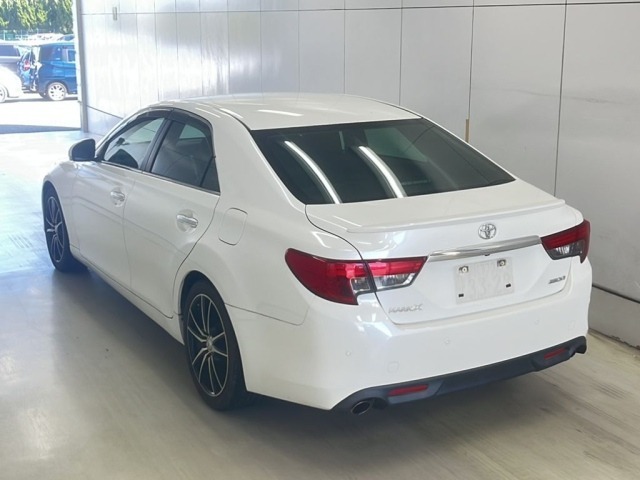 TOYOTA MARK X White 2016 image 2