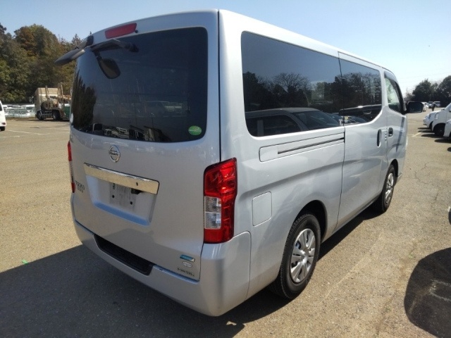 NISSAN CARAVAN VAN 2015 (2WD) image 3