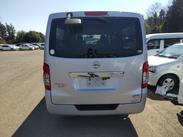 NISSAN CARAVAN VAN 2015 (2WD) image 4